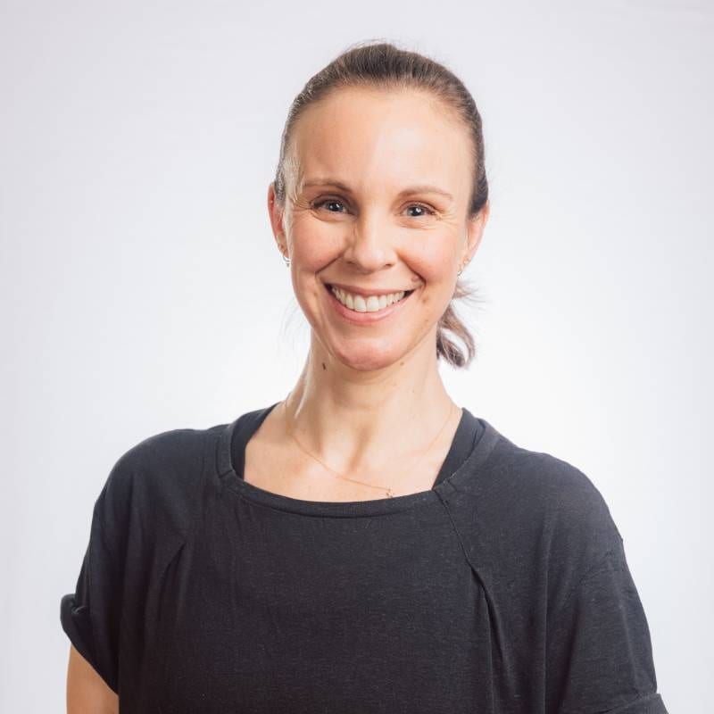 15-minute reformer workout — Pilates equipment reference photograph
