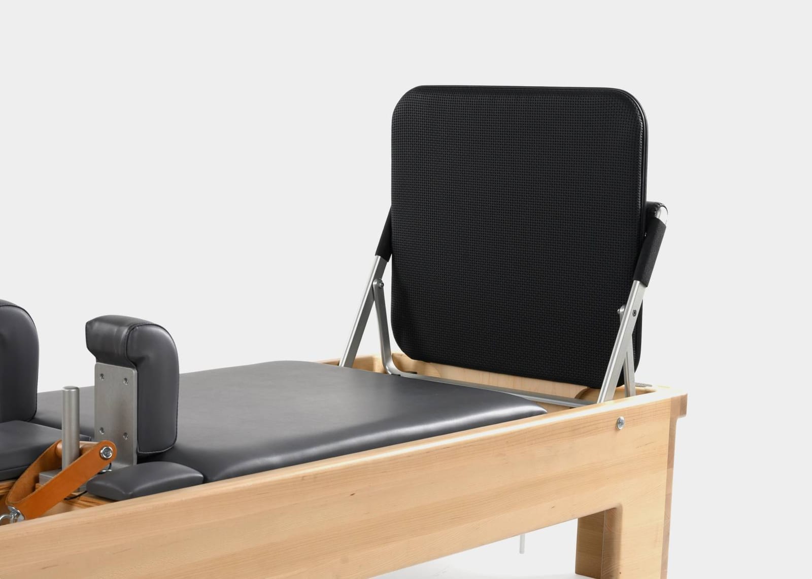 padded jumpboard for centerline reformer